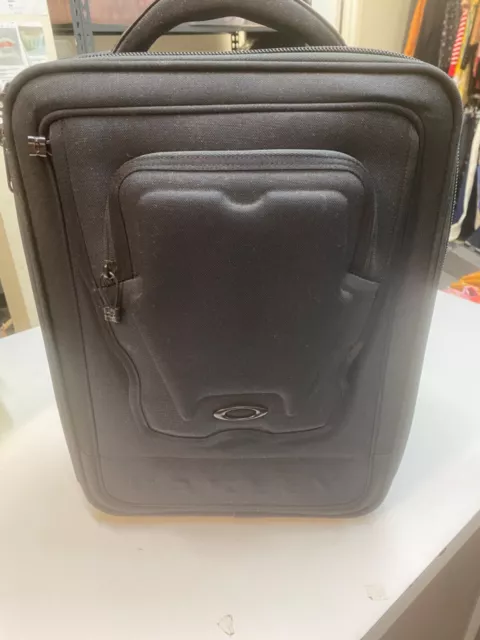 Icon cabin trolley oakley outlet