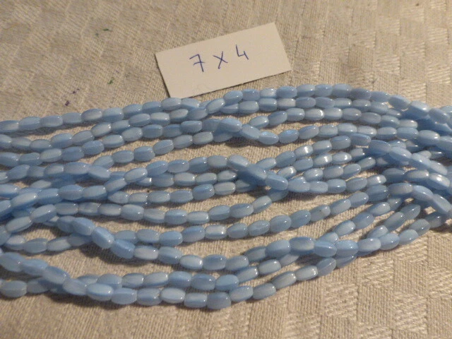 Lot De 600 Perles Anciennes En Verre Violet 7x5 Mm Sur Fils D'Origine - Occasion