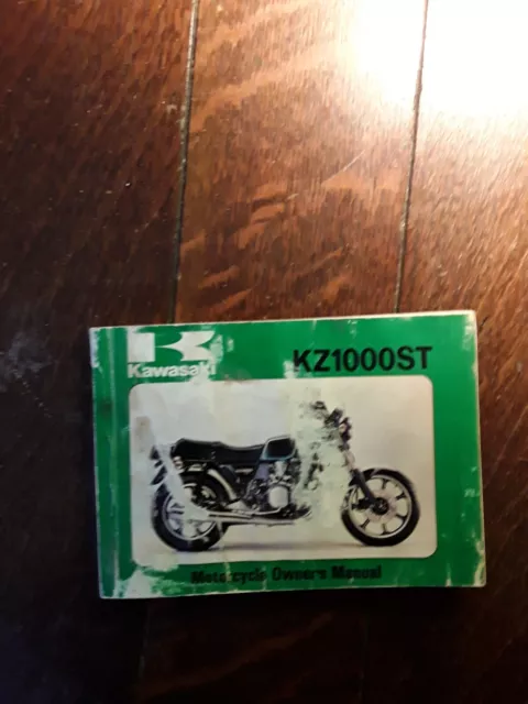 Kawasaki Z1000 St Owners Manual / Handbook / Booklet