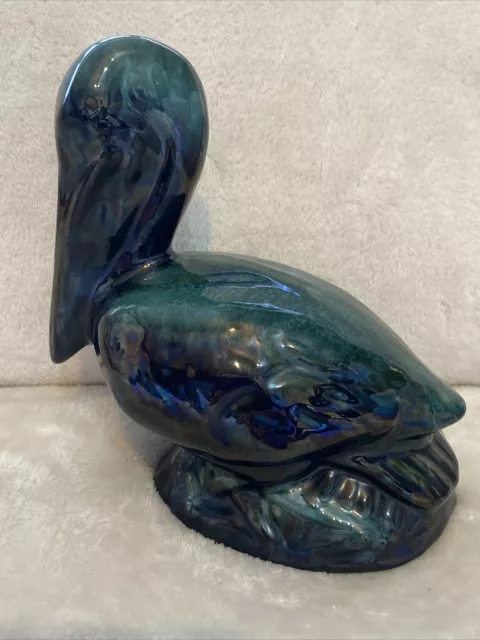 BLUE MOUNTAIN Collection CANADIAN POTTERY Glazed Clay PELICAN FIGURINE 17cm Tall