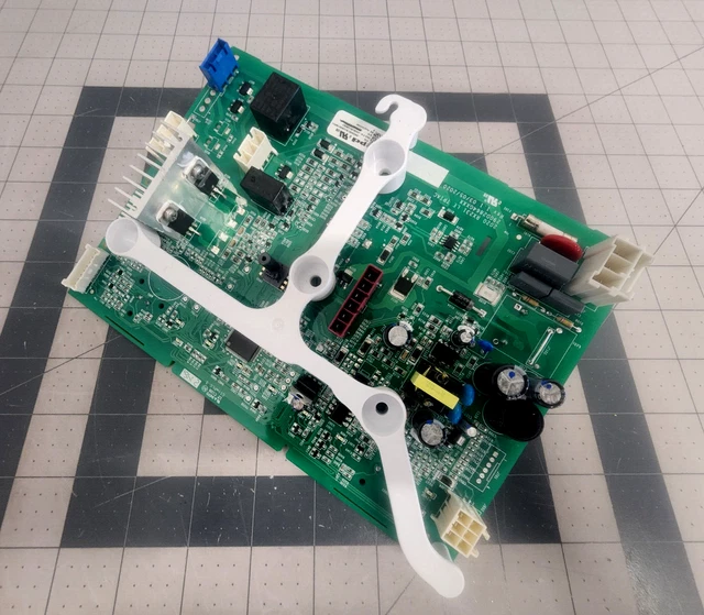 thumbnail image 2 of GE Washer Control Board WH18X25395 290D2226G001 – Genuine OEM, Tested, Like New 2 of 5