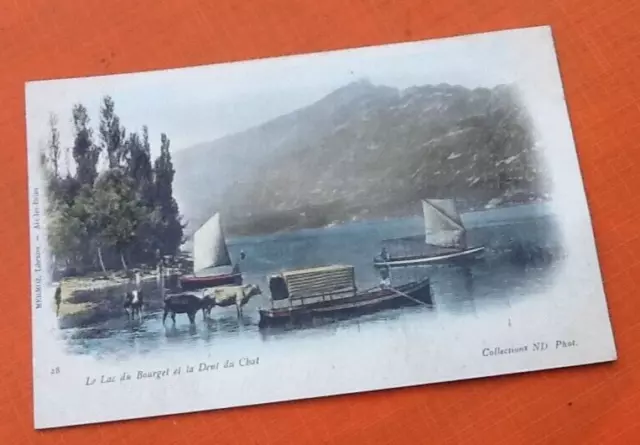 Carte postale ancienne Aix les-Bains (Savoie) Le Lac du Bourget et la dent du ..