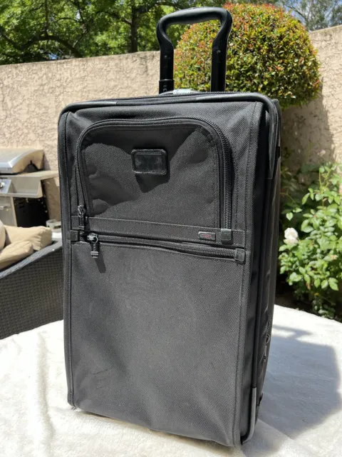 TUMI ALPHA Black Ballistic Wheeled Carry-on Suitcase Business 22922DH Expandable