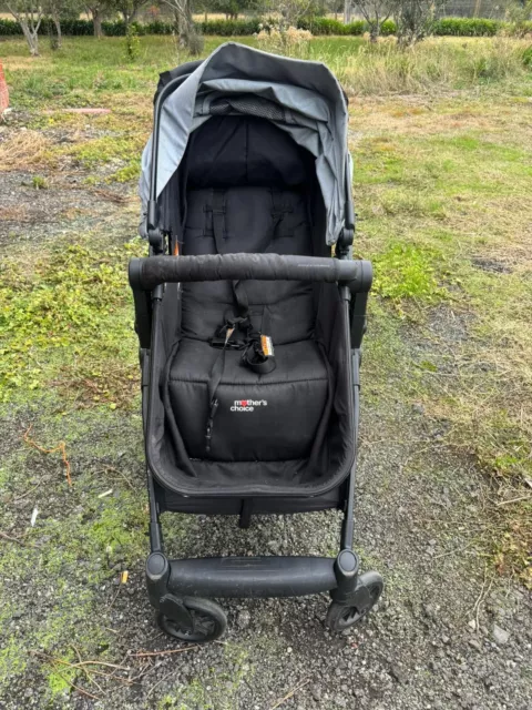 Mother''''s Choice Haven Basinette 3 in 1 Stroller, 0-4.5 Years Grey and Black