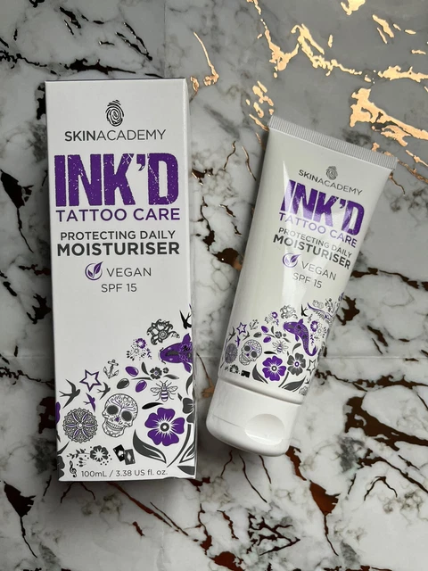 Skin Academy ~ INCHIOSTRO ~ Cura del tatuaggio ~ Idratante quotidiano protettivo peso spf 15 - 100 ml