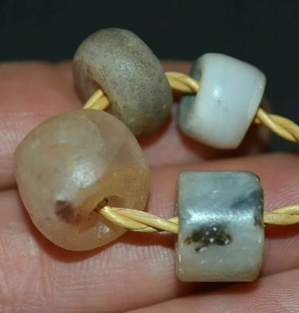 Ancient Excavated Quartz & Agate & Stone Trade Beads Found In Mali African Trade