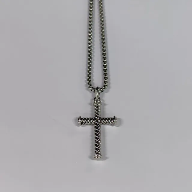 ••DavidYurman Cable Classic Collection Cross Pendant in Sterling Silver Necklace