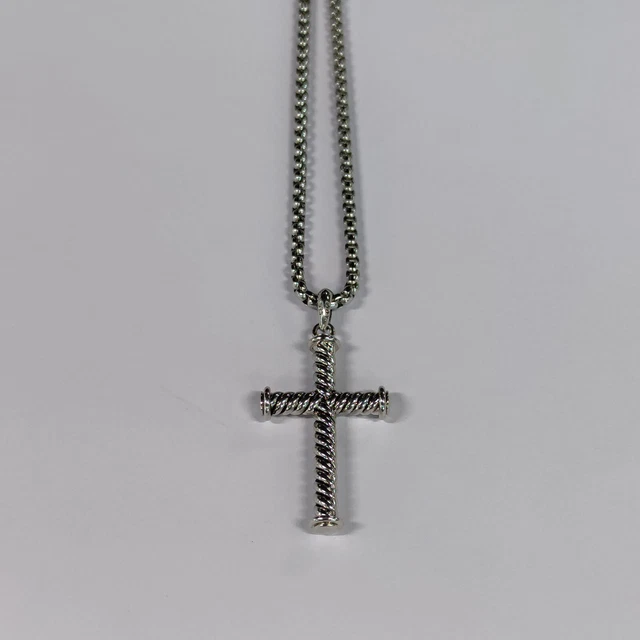 ••DavidYurman Cable Classic Collection Cross Pendant in Sterling Silver Necklace ••DavidYurman Cable Classic Collection Cross Pendant in Sterling Silver Necklace