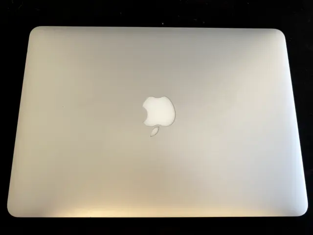 Apple MacBook Air 13,3" - 128 GB - i5 2,8 GHz - 16 GB - argento - vedi descrizione