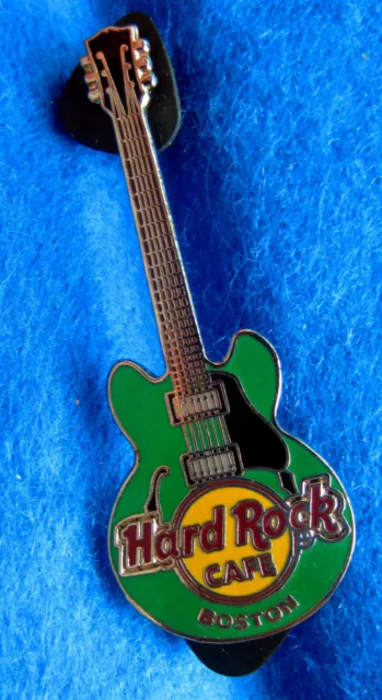 BOSTON GREEN 6 STRING CORE GIBSON GUITAR SERIES Hard Rock Cafe PIN