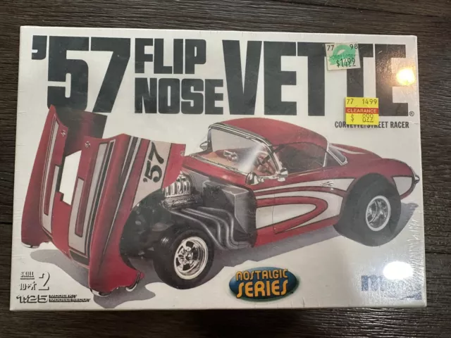 AMT 1957 Chevrolet CorVETTE FLIP-NOSE 1/25 SEALED! ▓RARE▓ Vintage model kit