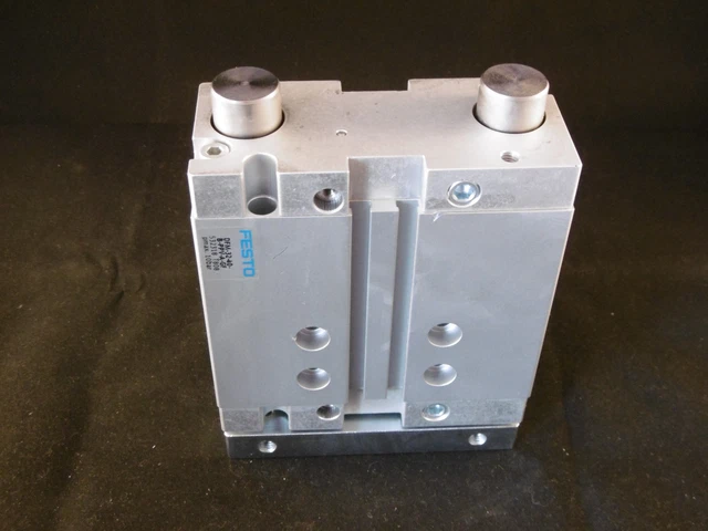 Festo Führungszylinder DFM 32 30 B PPV A KF ( 532318