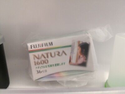 Fujifilm Natura 1600 Exp. 2019.01 toujours réfrigéré/always refrigerated RARE