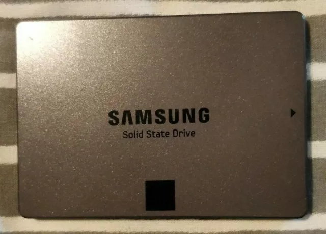 Samsung 840 EVO MZ-7TE120 120GB 2.5" Solid State Drive SSD B