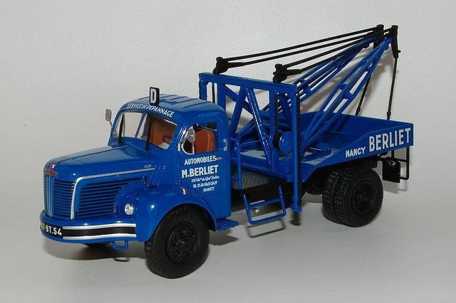 1:43 Hachette Berliet GPRK10 Fruits et Primeurs purple/creme