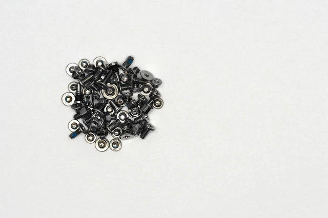 iPhone 8 Schrauben Schraubensatz Pentalobe komplett Screw Set