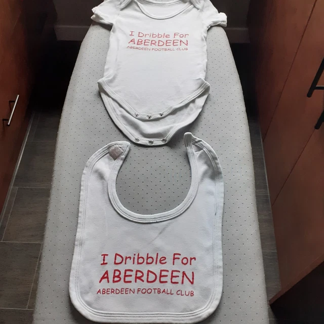 I Dribble For Aberdeen Babygrow Bodysuit Romper & Feeding Bib 0-18m Football Fun
