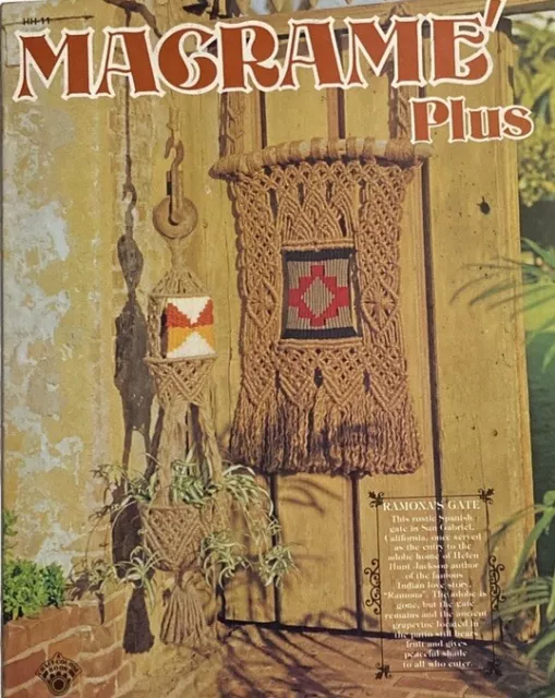 Patrones de colgadores de pared y plantas Macrame Plus 1976 hágalo usted mismo Boho hippie Groovy