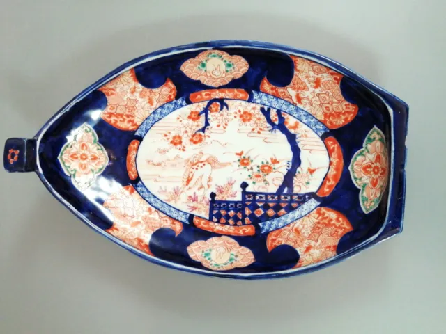 Japanese Imari Dish in the form of a Treasure Boat ‘Takarabune’, Meiji Period