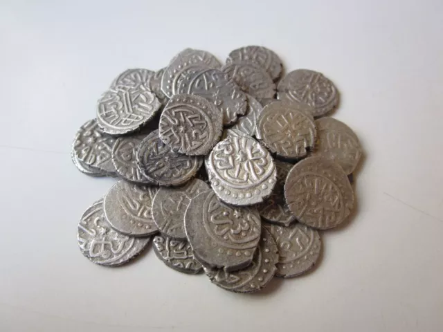 VERY RARE ancient large lot of 32 silver coins early Islamic medieval period!