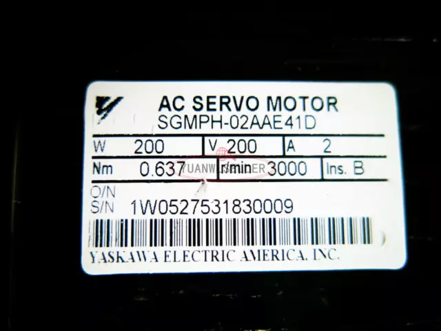 One YASKAWA SGMPH-02AAE41D SERVO MOTOR Used Tested