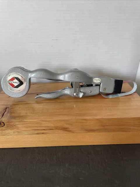 VINTAGE DYMO-MITE TAPEWRITER Chrome Label Maker Hand Embossing