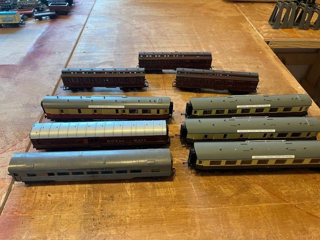 MODEL RAILWAY 00 Gauge Coaches £1.16 - PicClick UK
