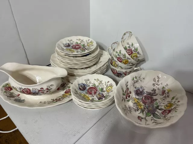 Sheraton Johnson Bros. England Ironstone 29 Piece Formal Dish Set