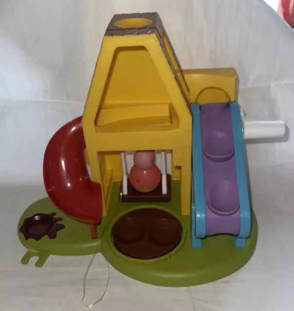 Peppa Pig Weeble House + One Figurine Good Condition