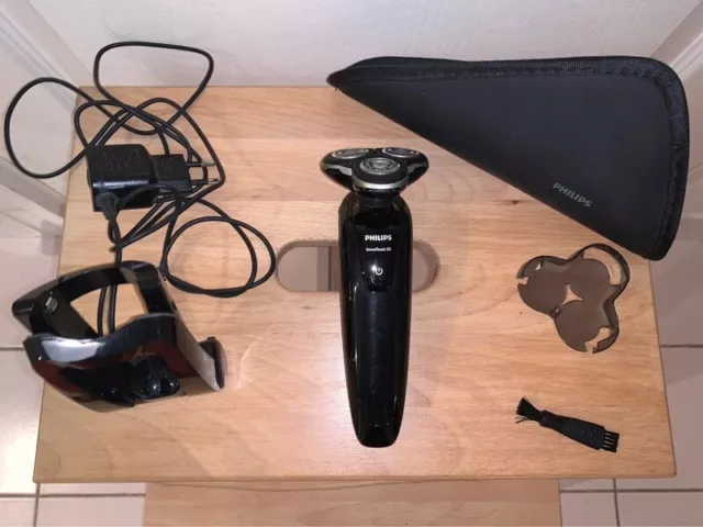 Rasoir électrique Philips barbe sensotouch 3d 3