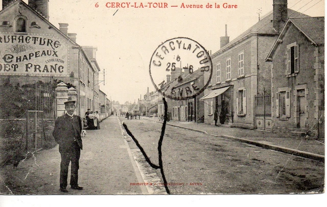 CPA de CERCY-la-TOUR (58 Nièvre), Avenue de la gare, 1910s