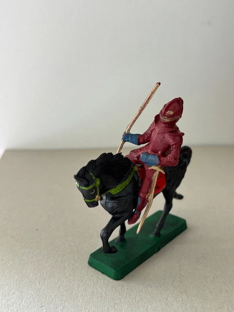 STARLUX MOYEN ÂGE Cheval Robe Bleu. Socle Gazon. EUR 49,00 - FR
