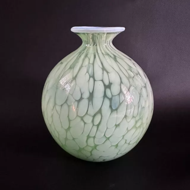 Stunning Signed 1993 'Dm' Green Australian Studio Art Glass Vase Opaline Rim