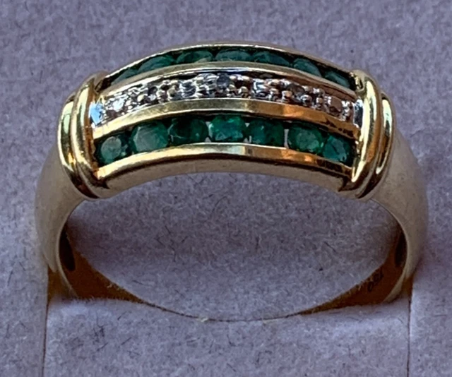 BAGUE OR BLANC 18 CARATS Avec DIAMANTS (0.10 Ct) - Poids 2.40g - Taille 52 - État Parfait