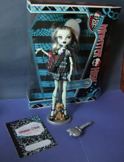 Poupée Monster high Mattel 2012 Frankie Stein Basic avec boite