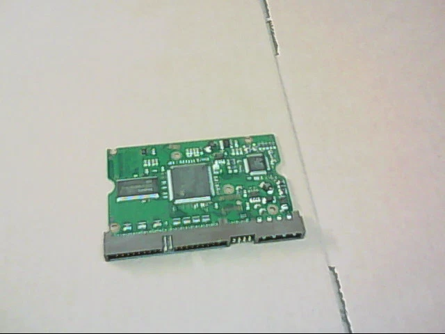 PCB 100924 100431066 Rev C St3160215A 9Cy012-305 Fw 3.Aad EUR 4,68 - FR