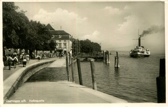 AK Überlingen am Bodensee 1936 Hafenpartie mit Dampfer