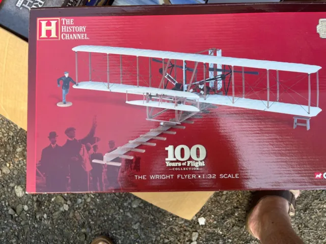 CORGI  # 100 YEARS OF FLIGHT    1/32nd SCALE DIE CAST WRIGHT FLYER