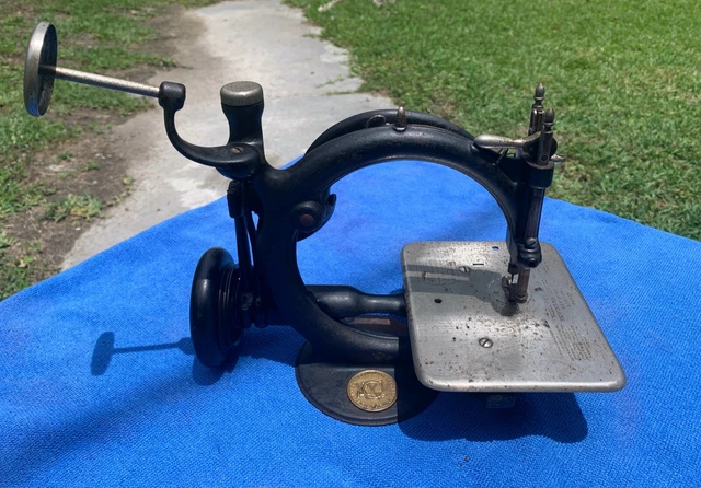 Antique Wilcox and Gibbs Sewing machine
