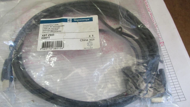 Telemecanique XBTZ945 Connecting Cable Connector XBT-Z945 Serial Cable