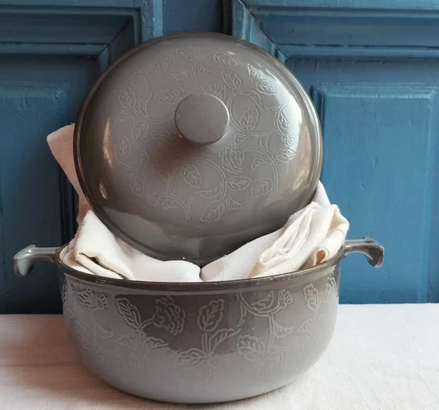 Cocotte Le Creuset Enzo Mari La Mama 23 Cm – Fonte Marron, Vintage (électrique/gaz)