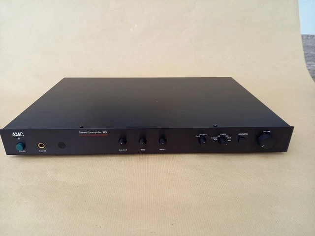 Stereo Vorverstärker AMC XPi neuwertig