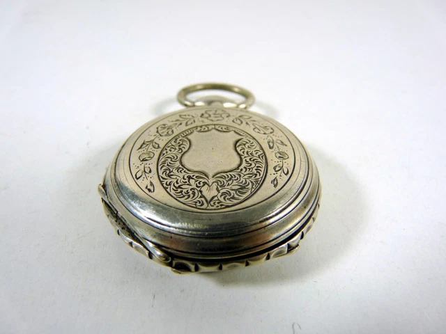 Montre à Gousset Ancienne En Argent Gravé - Pièce De Collection, Sortie De Grenier