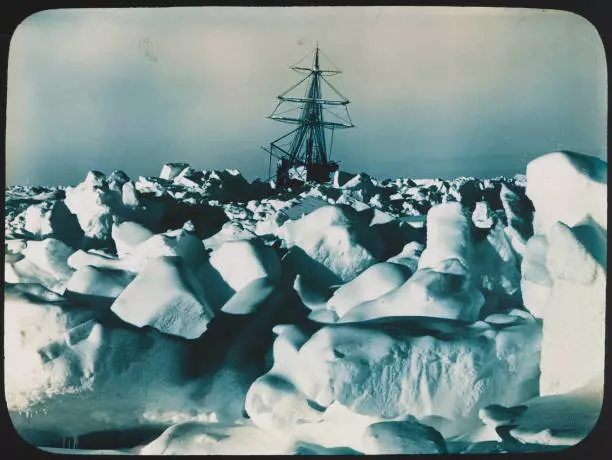 Antarctic Heavily Pressed Area Near The Ship 1915 OLD PHOTO