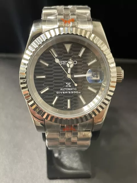40mm SEIKO “Black dial” Custom NH35 Automatic Movement- Diver Watch 40mm SEIKO “Black dial” Custom NH35 Automatic Movement- Diver Watch