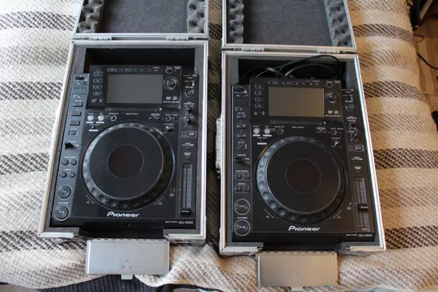 2 X Pioneer CDJ 2000 (pair) with Swan flight cases