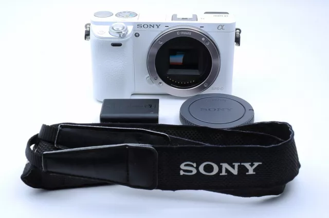 Sony Alpha a6000 sin Espejo Cámara Blanco Contador de Obturador :3 459 [Mint] De