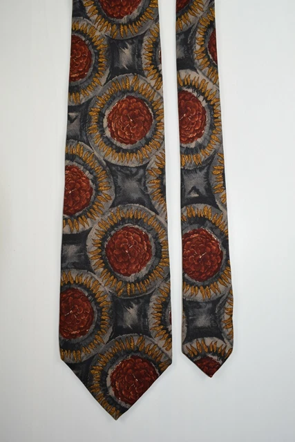 Cravate HUGO BOSS Luxury 100% Soie - Motif Rayé Rouge - Fait En Italie - Neuf Sans étiquette