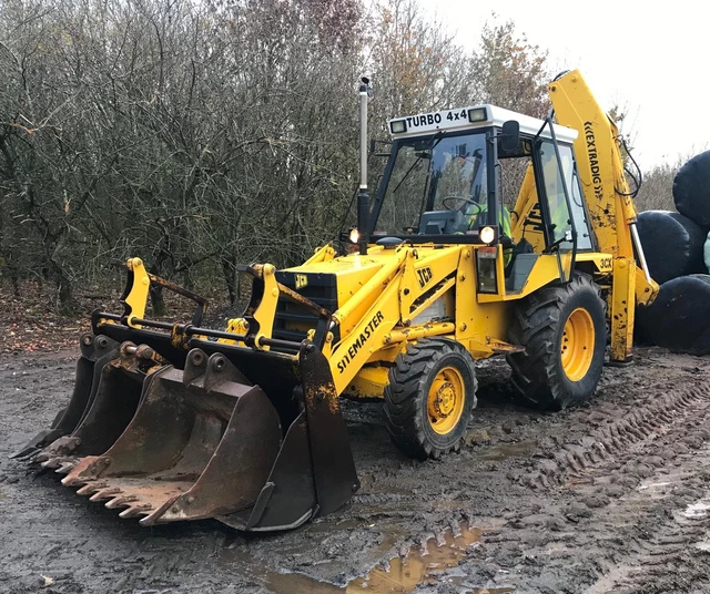 JCB 3CX TURBO Sitemaster Digger For Sale excellent machine for age