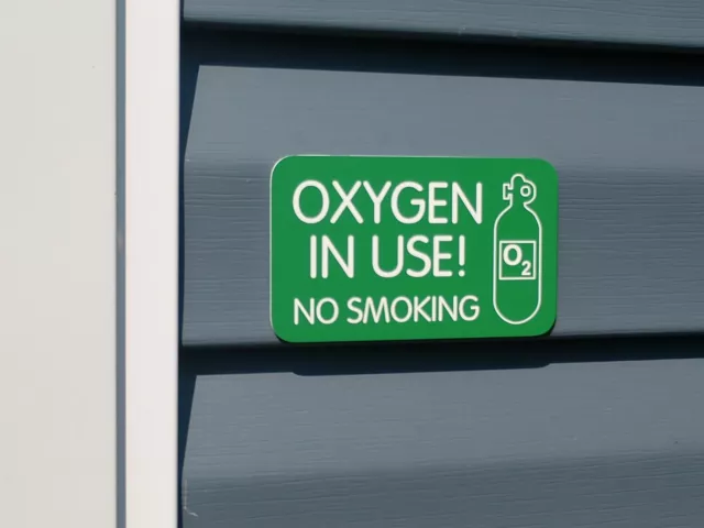 Engraved OXYGEN IN USE Front Door Sign | House Wall Entry Plaque Warning Danger
